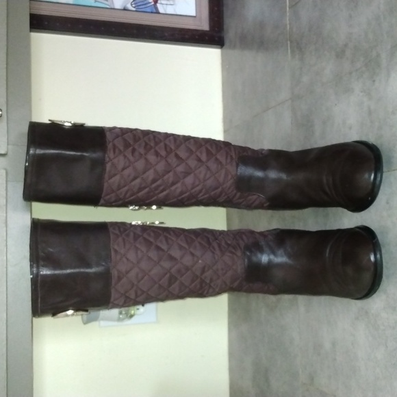 Tory Burch Boots - Picture 2 of 13